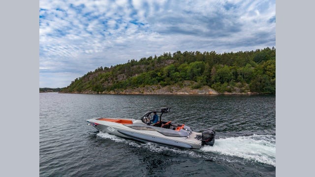 Sunseeker Hawk 38 - 2019