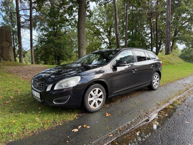 Volvo V60 2011