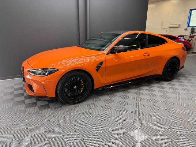 BMW M4 2025