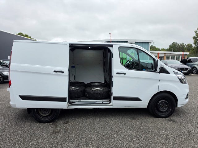 Ford Transit Custom 2020 – bild 3