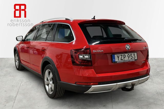 Skoda Octavia Scout 2018 – bild 3
