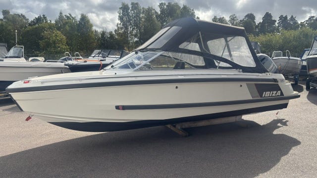 Ibiza 640 BR -18 med Yamaha F150 GETX -19