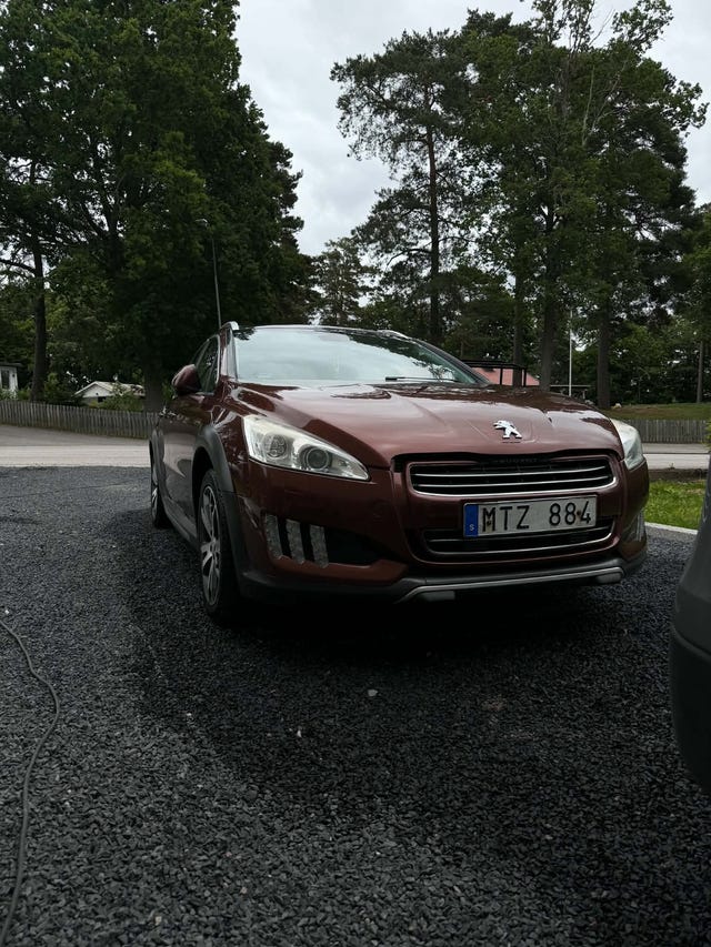 Peugeot 508 RXH 2012