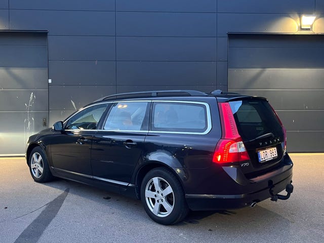 Volvo V70 2011 – bild 2