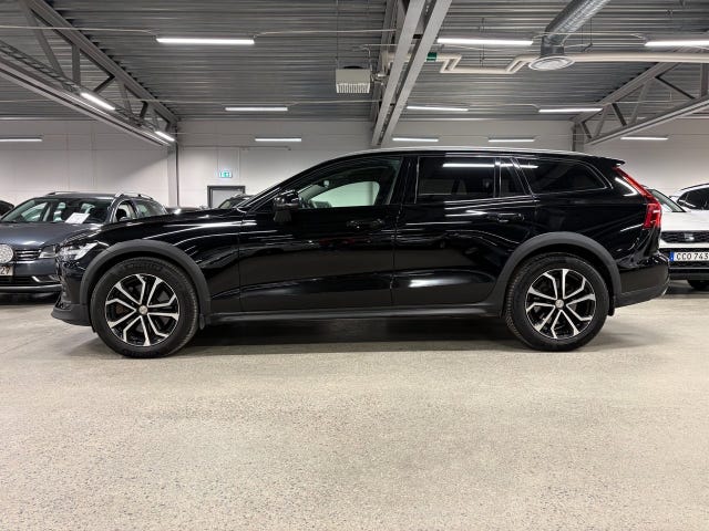 Volvo V60 Cross Country 2020 – bild 2