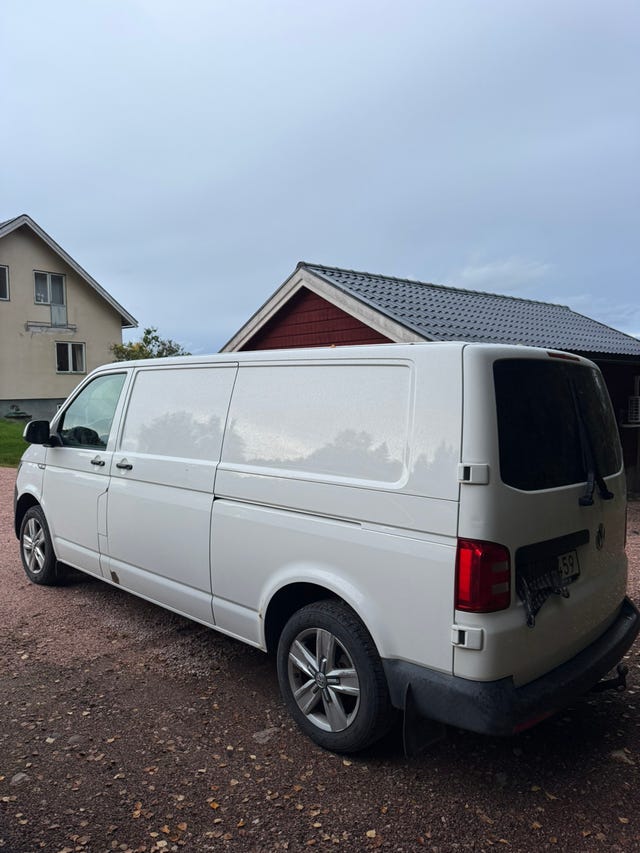 Volkswagen Transporter 2017 – bild 3