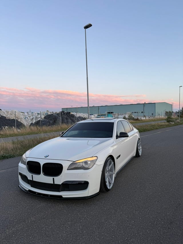 BMW 730d 2011