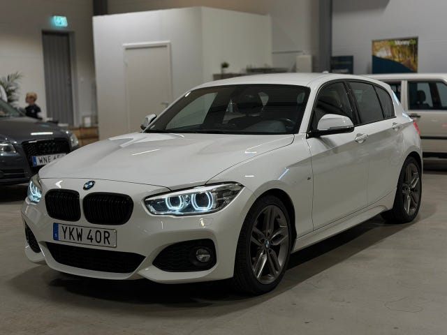 BMW 120i 2019