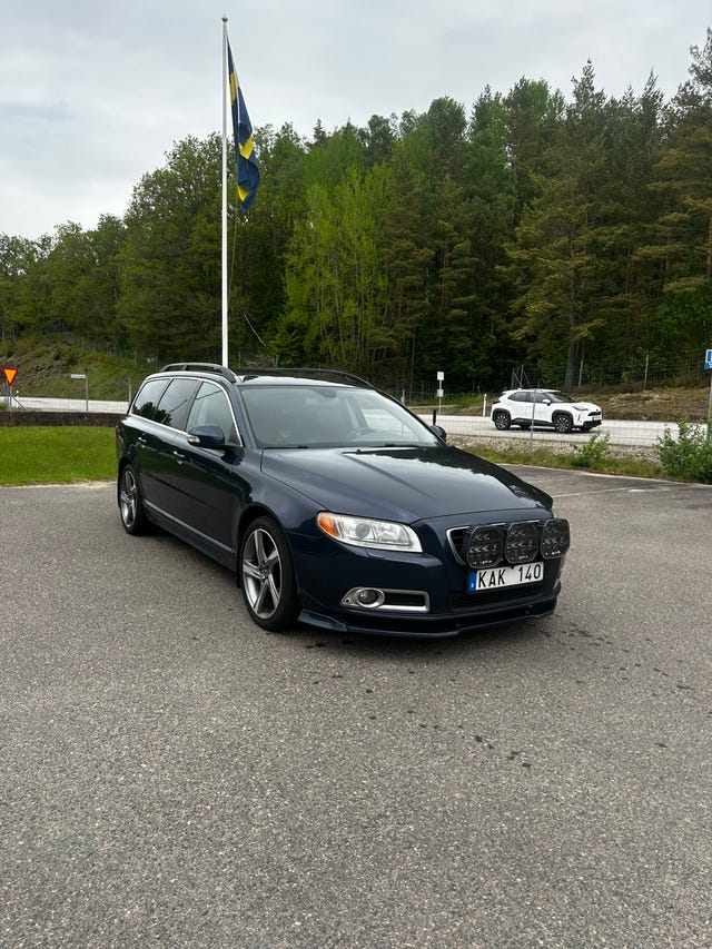 Volvo V70 2010 – bild 3