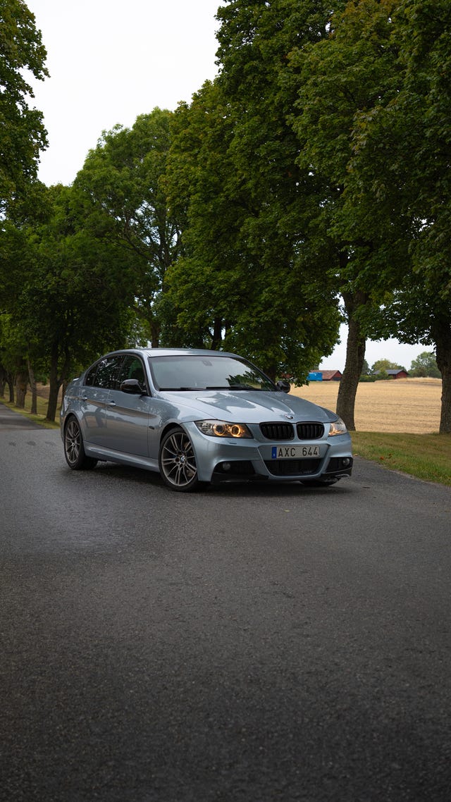 BMW 330d 2011