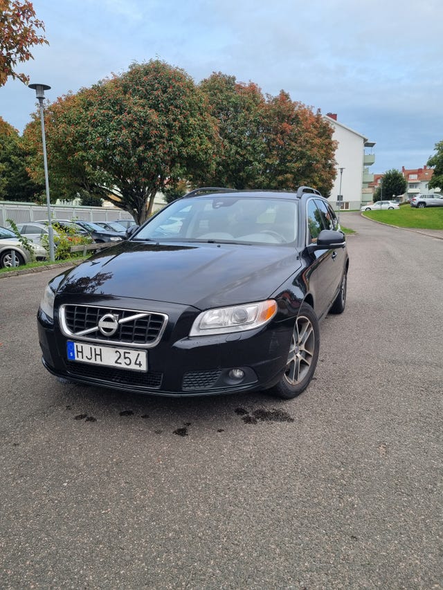 Volvo V70 2013