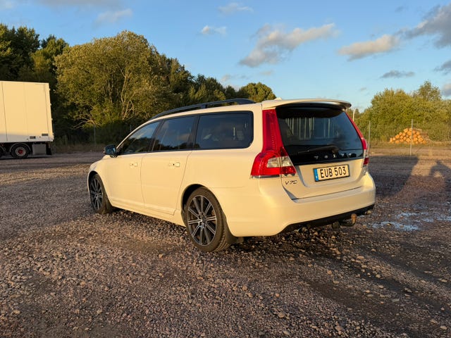 Volvo V70 2015 – bild 2