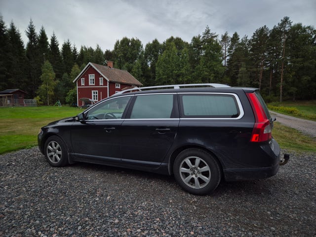 Volvo V70 2010 – bild 2