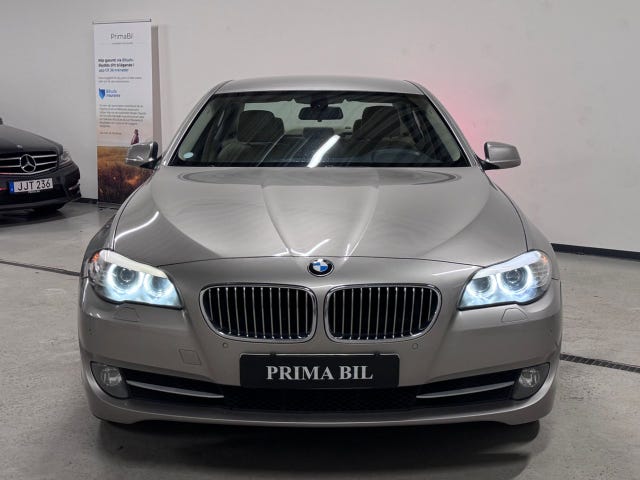 BMW 525d 2011 – bild 2