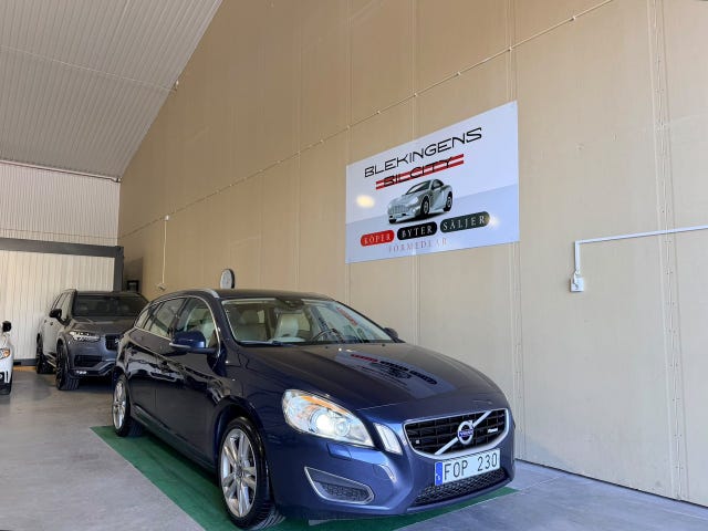 Volvo V60 2011