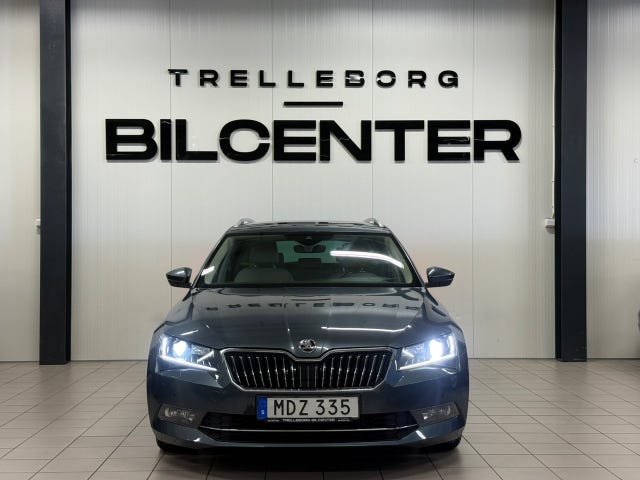Skoda Superb 2016 – bild 4