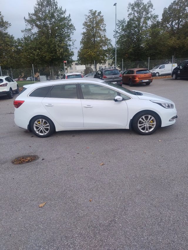 Kia Ceed 2013 – bild 3