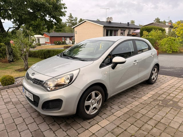 Kia Rio 2012