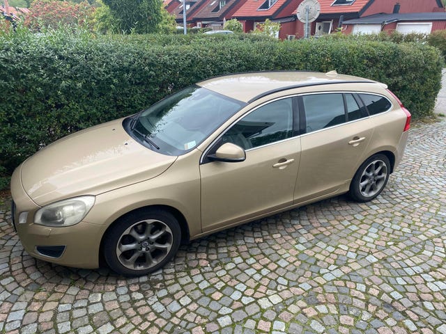 Volvo V60 2011