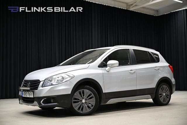 Suzuki S-Cross 2015
