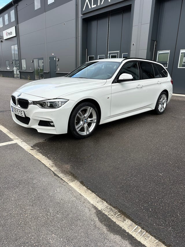 BMW 320i 2019