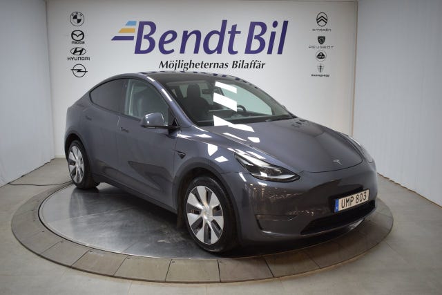 Tesla Model Y 2021