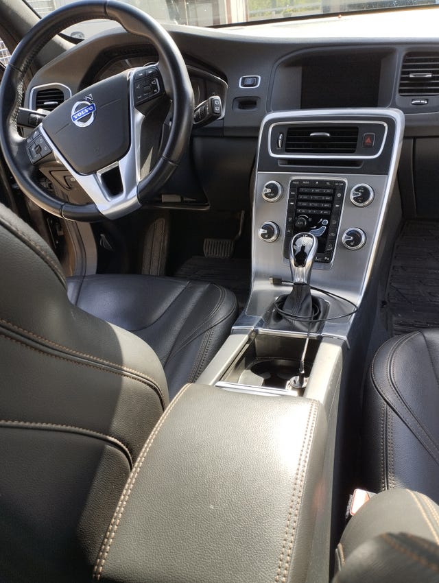 Volvo V60 Cross Country 2016 – bild 2
