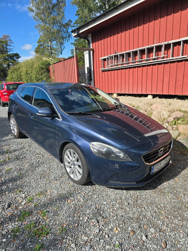 Volvo V40 2013