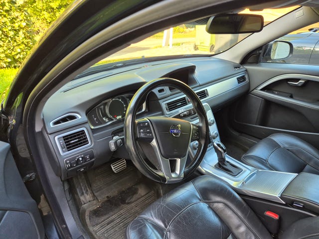 Volvo V70 2015 – bild 2
