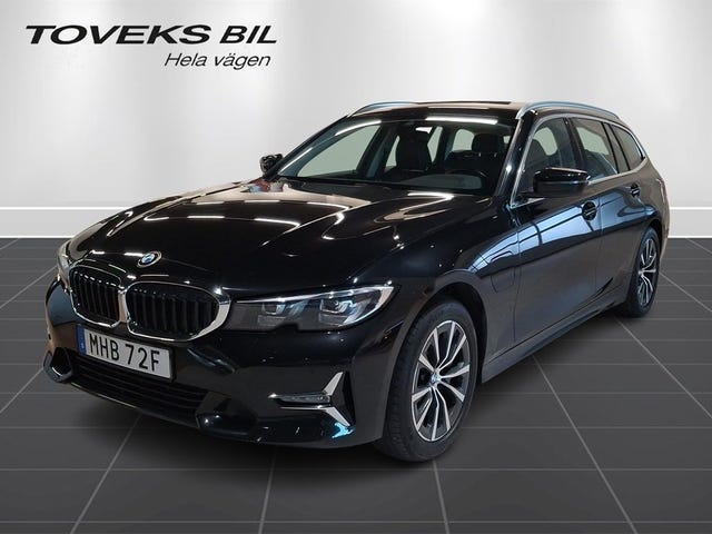 BMW 330e 2021