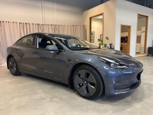 Tesla Model 3 2021