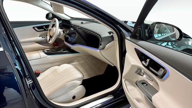 Mercedes-Benz E300 de 2026 – bild 3