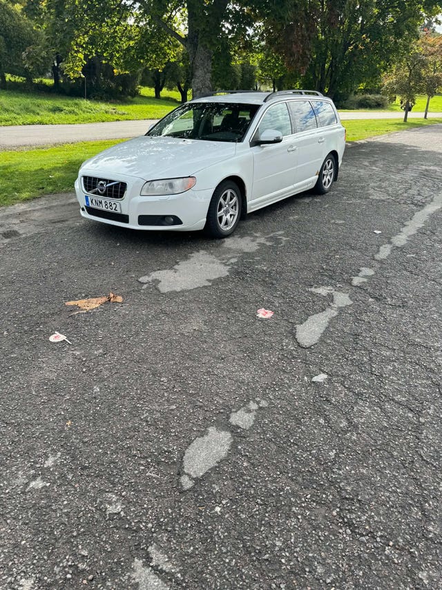 Volvo V70 2010 – bild 3