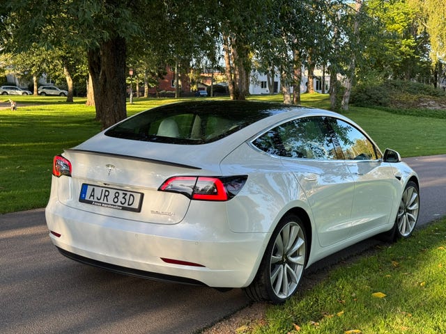 Tesla Model 3 2019