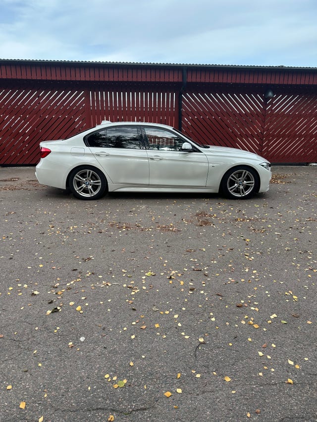 BMW 330i 2016
