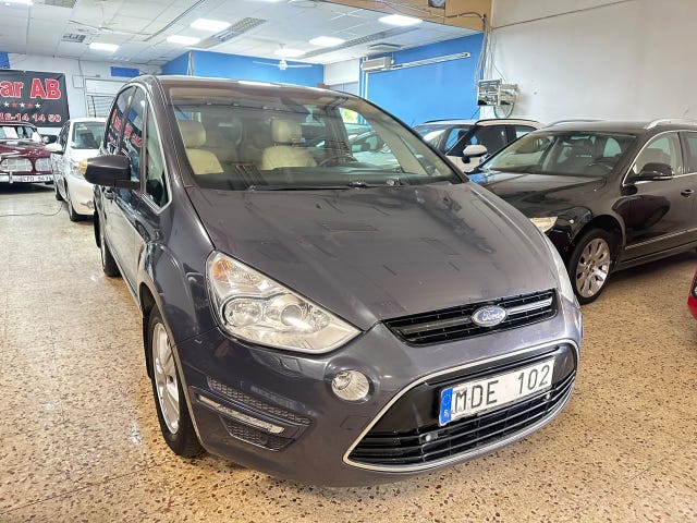 Ford S-MAX 2012