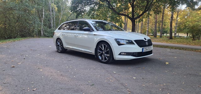 Skoda Superb 2018 – bild 2