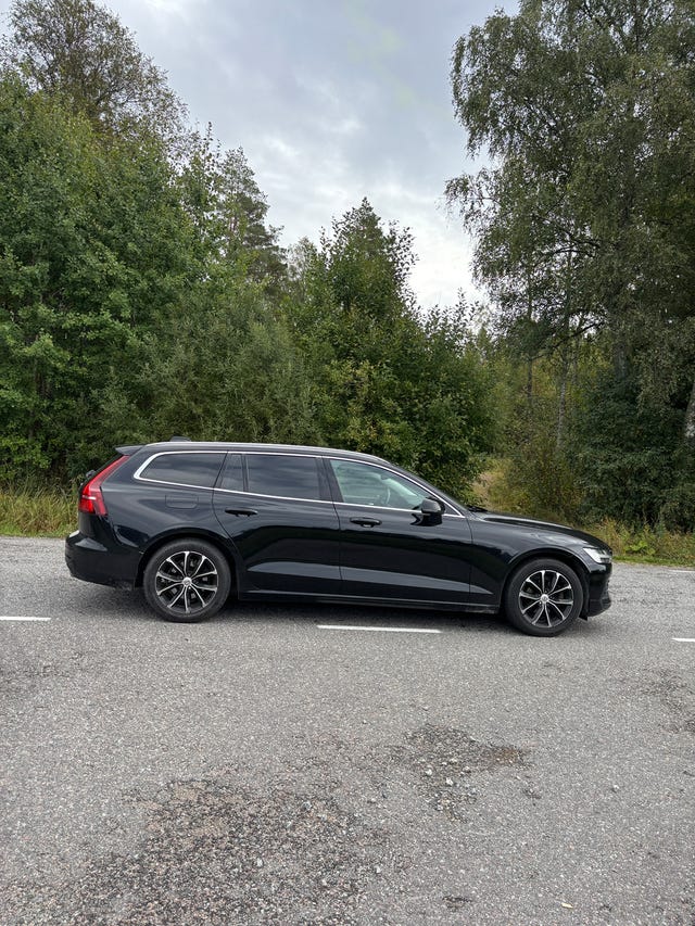 Volvo V60 2019 – bild 3