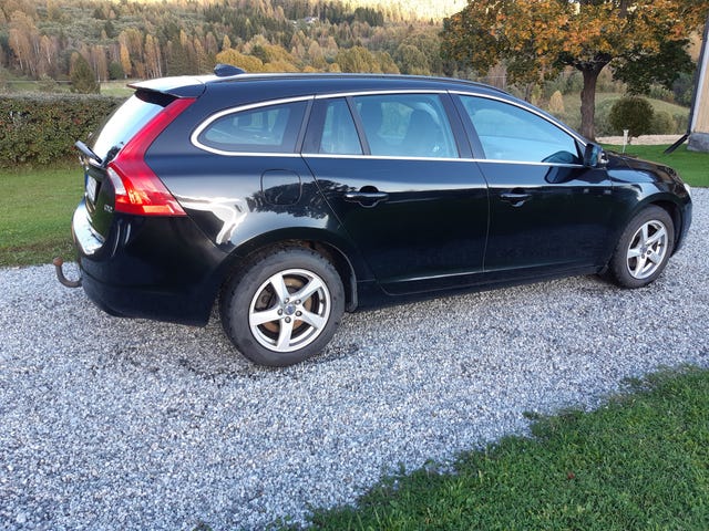 Volvo V60 2015 – bild 2