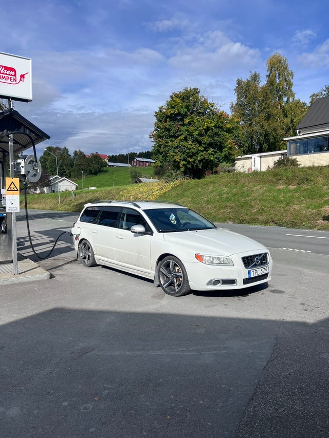 Volvo V70 2011