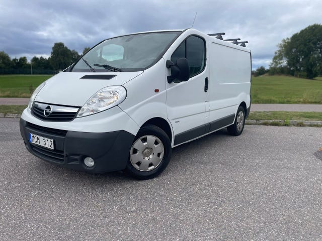 Opel Vivaro 2012