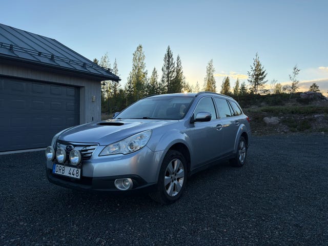 Subaru Outback 2012
