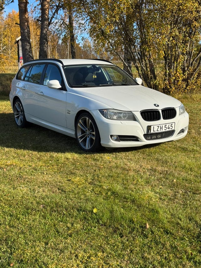 BMW 320d 2012 – bild 3