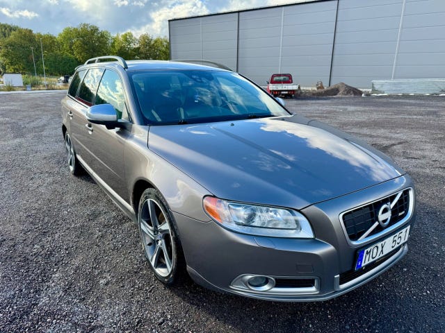 Volvo V70 2012