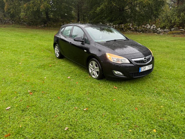 Opel Astra 2010
