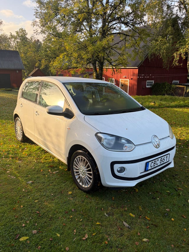 Volkswagen UP! 2014
