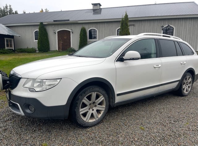 Skoda Superb 2013