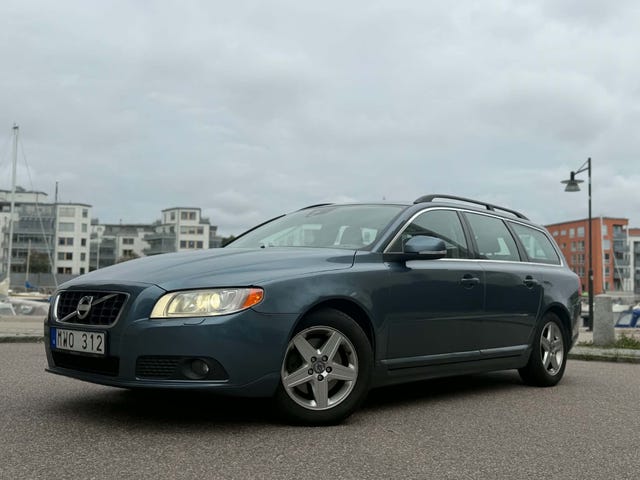 Volvo V70 2013