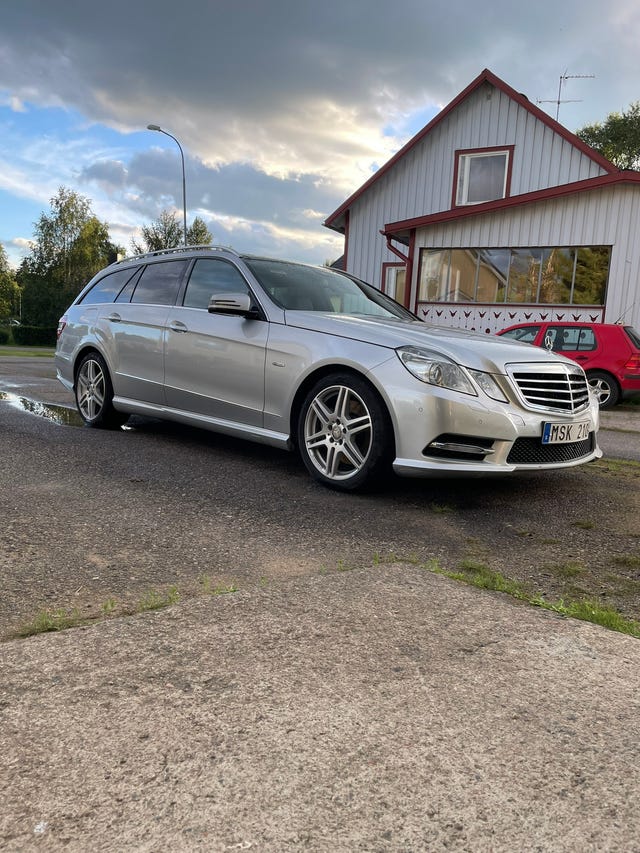 Mercedes-Benz E350 2012
