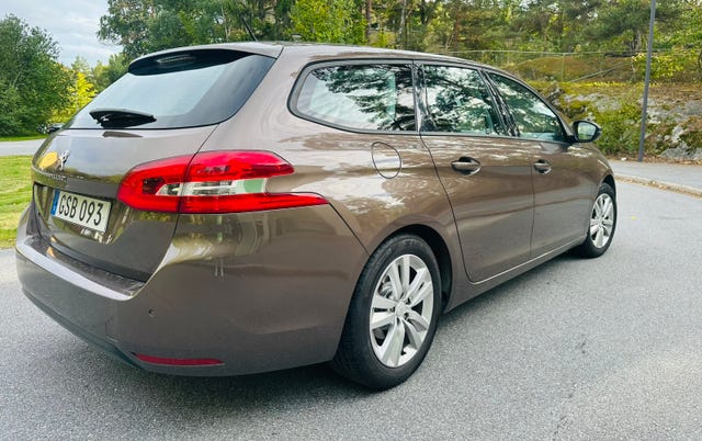 Peugeot 308 SW 2015 – bild 2